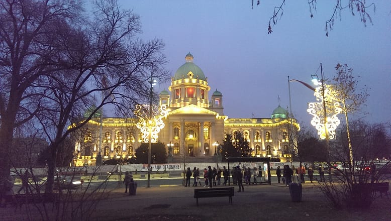 Parlament w stolicy Serbii